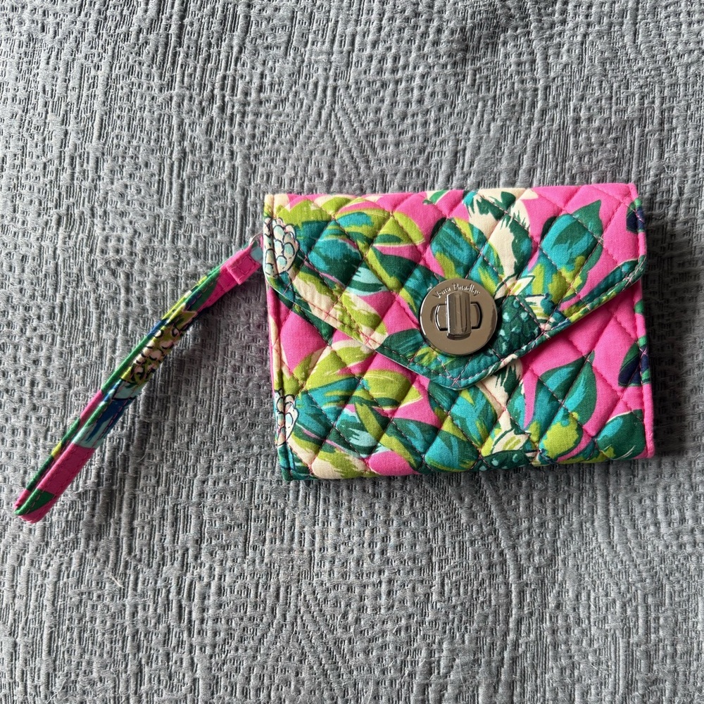 Vera Bradley Pink Quilted Floral Wristlet Wallet - NWOT